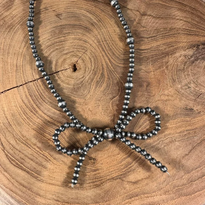 Comfortable Wear Multi Pearl Bow Necklace