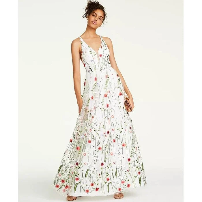 Personal Design City Studios Juniors' Embroidered Strappy-Back Gown White Size 7