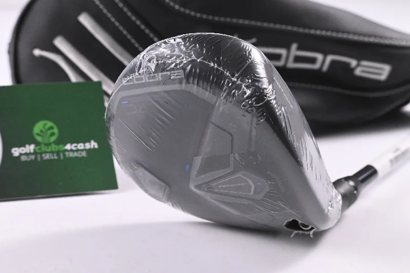Elegant Temperament Cobra Darkspeed X #3 Wood / 15 Degree / Regular Flex UST Lin-Q M40X Blue 6 Elegant Temperament Cobra Darkspeed X #3 Wood / 15 Degree / Regular Flex UST Lin-Q M40X Blue 6