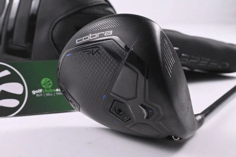 Unique Design Cobra Darkspeed X Driver / 9 Degree / Stiff Flex UST Lin-Q M40X Blue 6 Shaft Unique Design Cobra Darkspeed X Driver / 9 Degree / Stiff Flex UST Lin-Q M40X Blue 6 Shaft