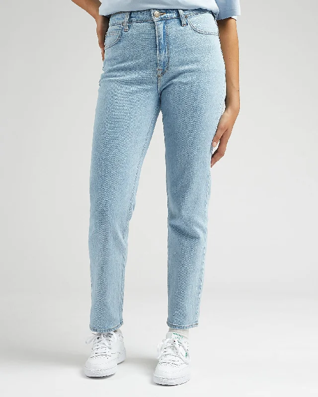 Single-shoulder Neck Design Lee Carol Regular Straight Cropped Womens Jeans - Light Alton Single-shoulder Neck Design Lee Carol Regular Straight Cropped Womens Jeans - Light Alton