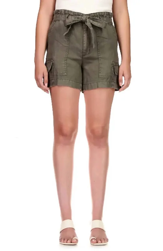 Fresh And Elegant All Day Short In Mossy Green