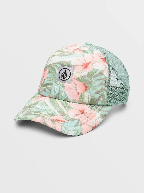Elegant Tailoring Into Paradise Hat - Chlorine