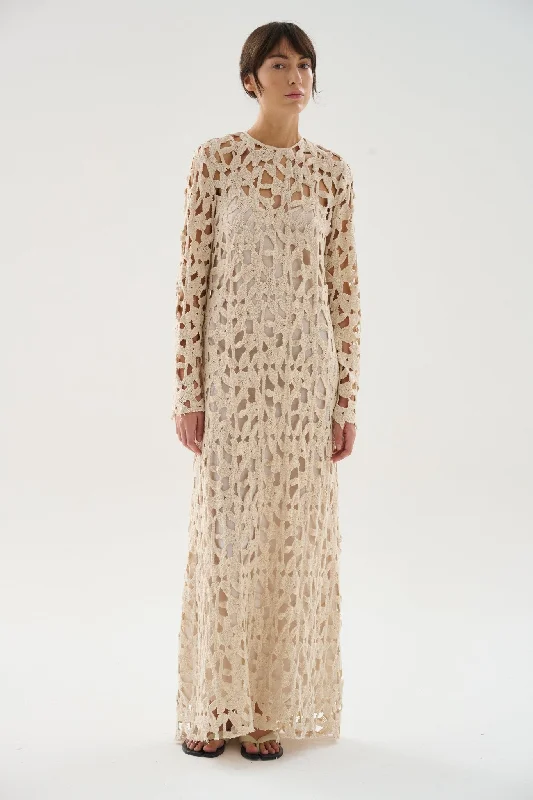 Noble Temperament Quincy Poppy Long Dress