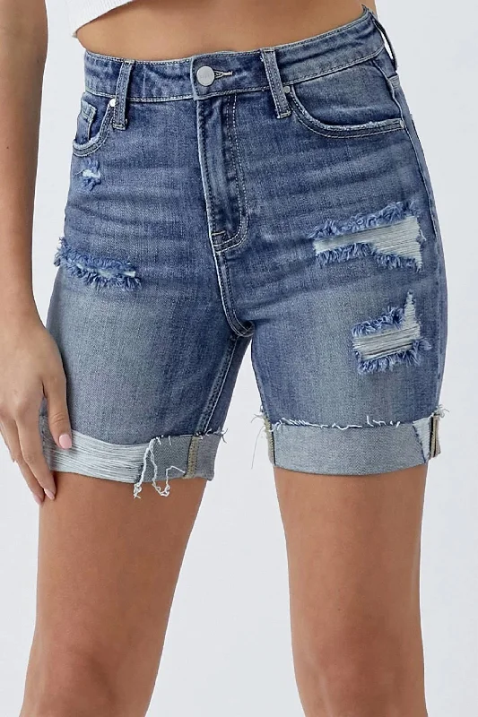 Celebrity Style High Rise Cuffed Shorts In Medium