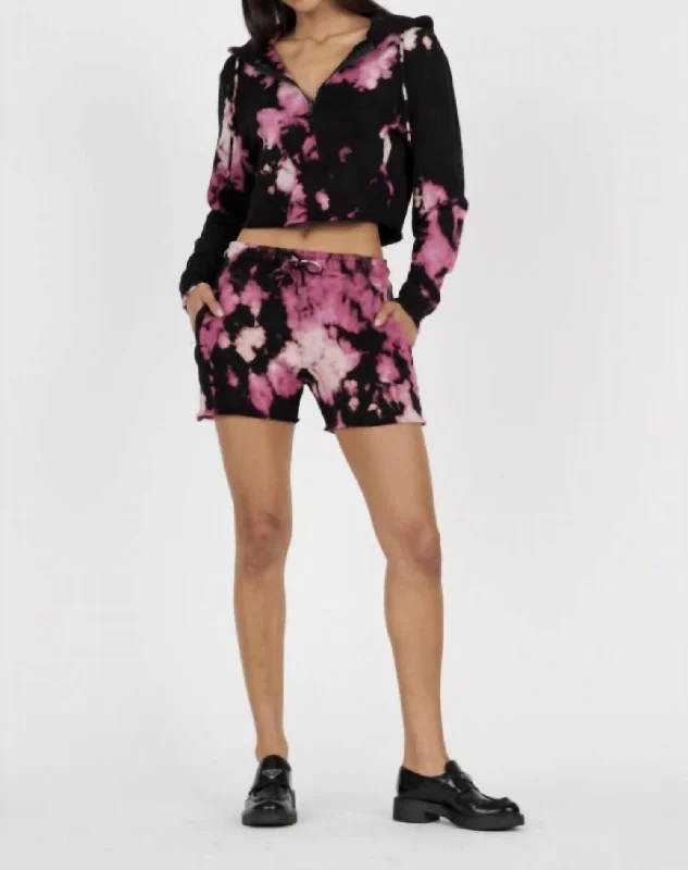 Skirt style Brooklyn Shorts In Lychee Blast