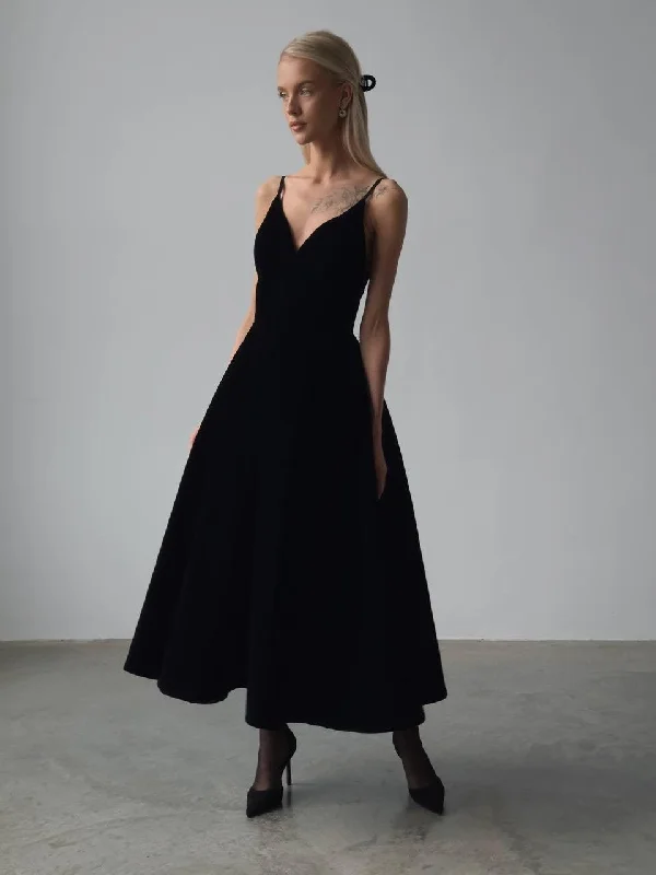 Literary Style Elegant Black Evening Gown