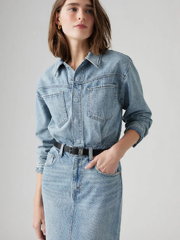 Trendy and versatile Women's Solid Blue Spread Collar Denim Dress