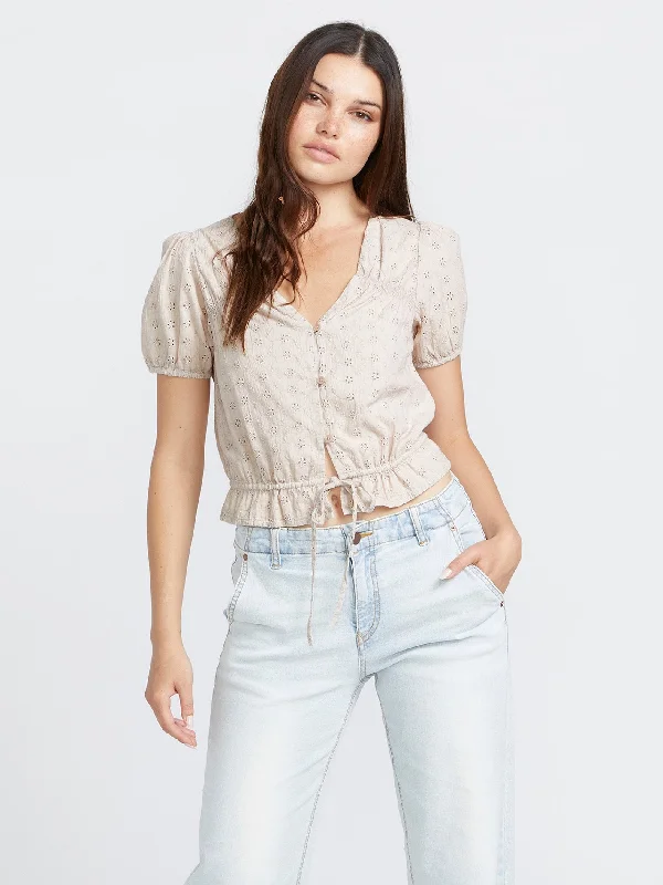 Urban Style Third Eyelet Top - Mushroom