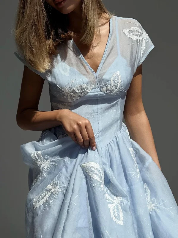 Celebrity Style Elegant Blue Floral Embroidered Dress