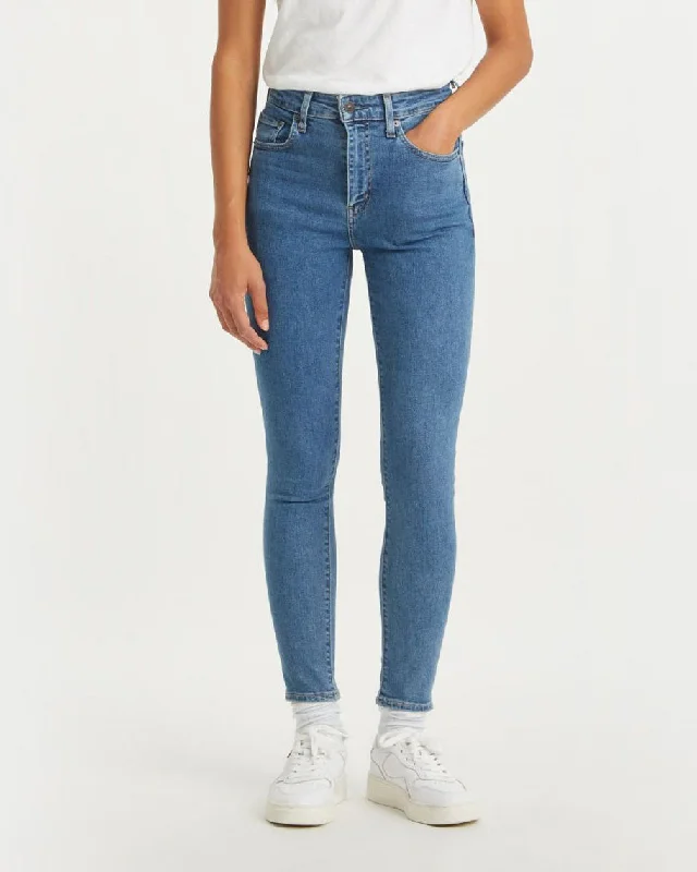 Mid-length Style Levi's® Womens 721 High Rise Skinny Jeans - Beach Break Stone