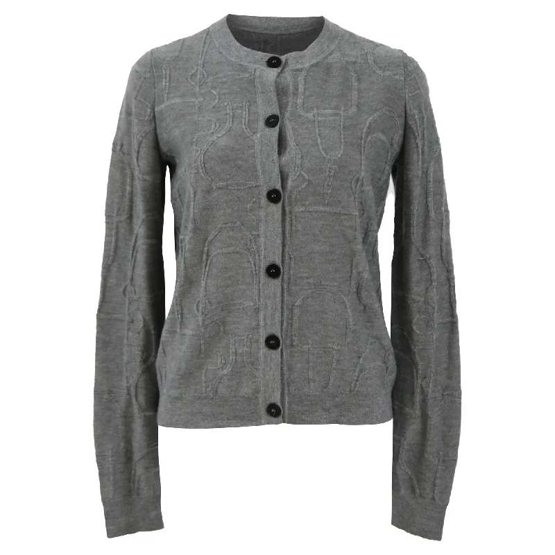 Fashionable and versatile Hermès Textured Cardigan in Grey Cashmere