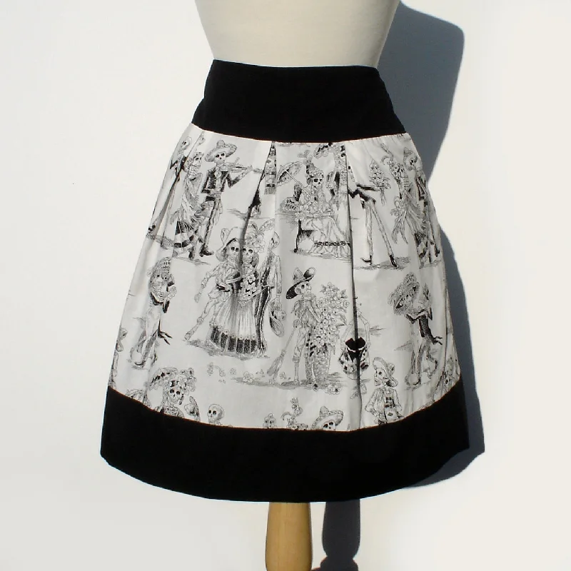 Soft Layers Black and White Catrina Skulls Day of the Dead Skirt #S-RS720
