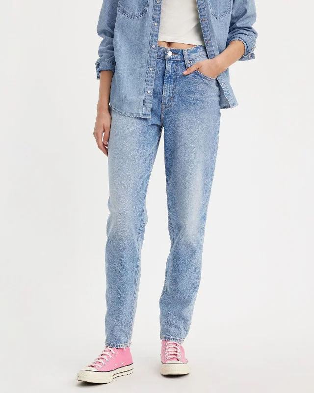 Must-have For Autumn And Winter Levi's® Womens 80's Mom Jean - How's My Driving