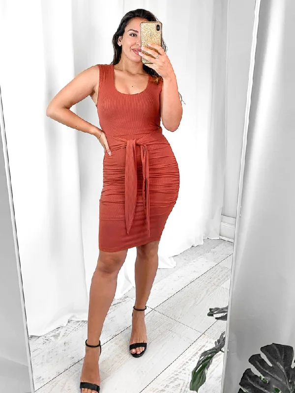 Trendy and versatile Sachi Dress - Rust
