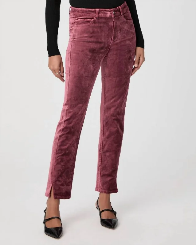 Street Graffiti Design Cindy Jeans With Twisted Seam In Rose Tea